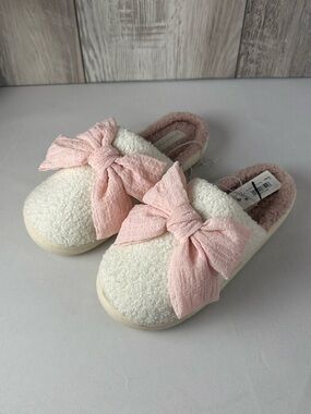 Altered State Plush Bow Slip-On Slippers -medium